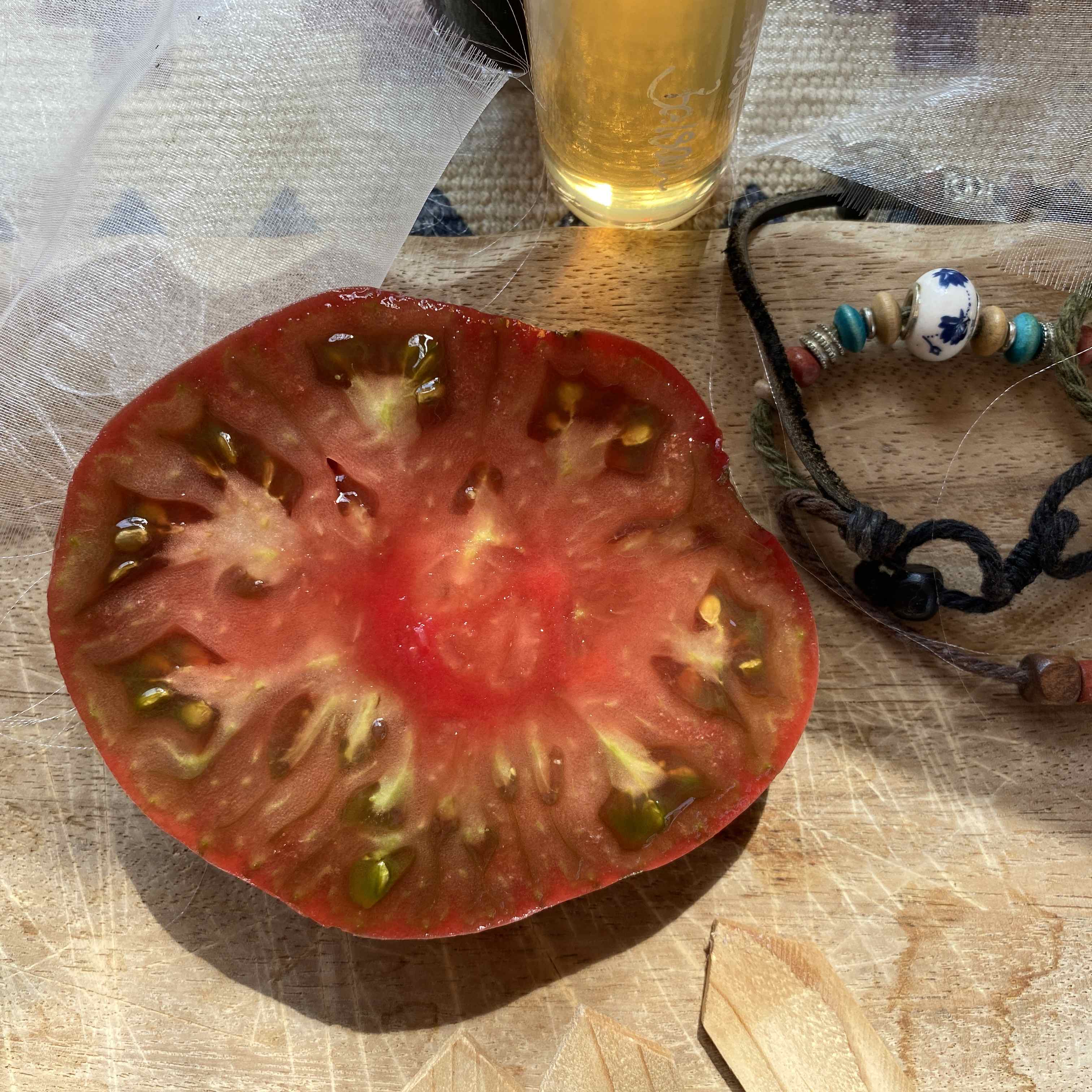 Tomatensaatgut Die Schwarze vom Lande