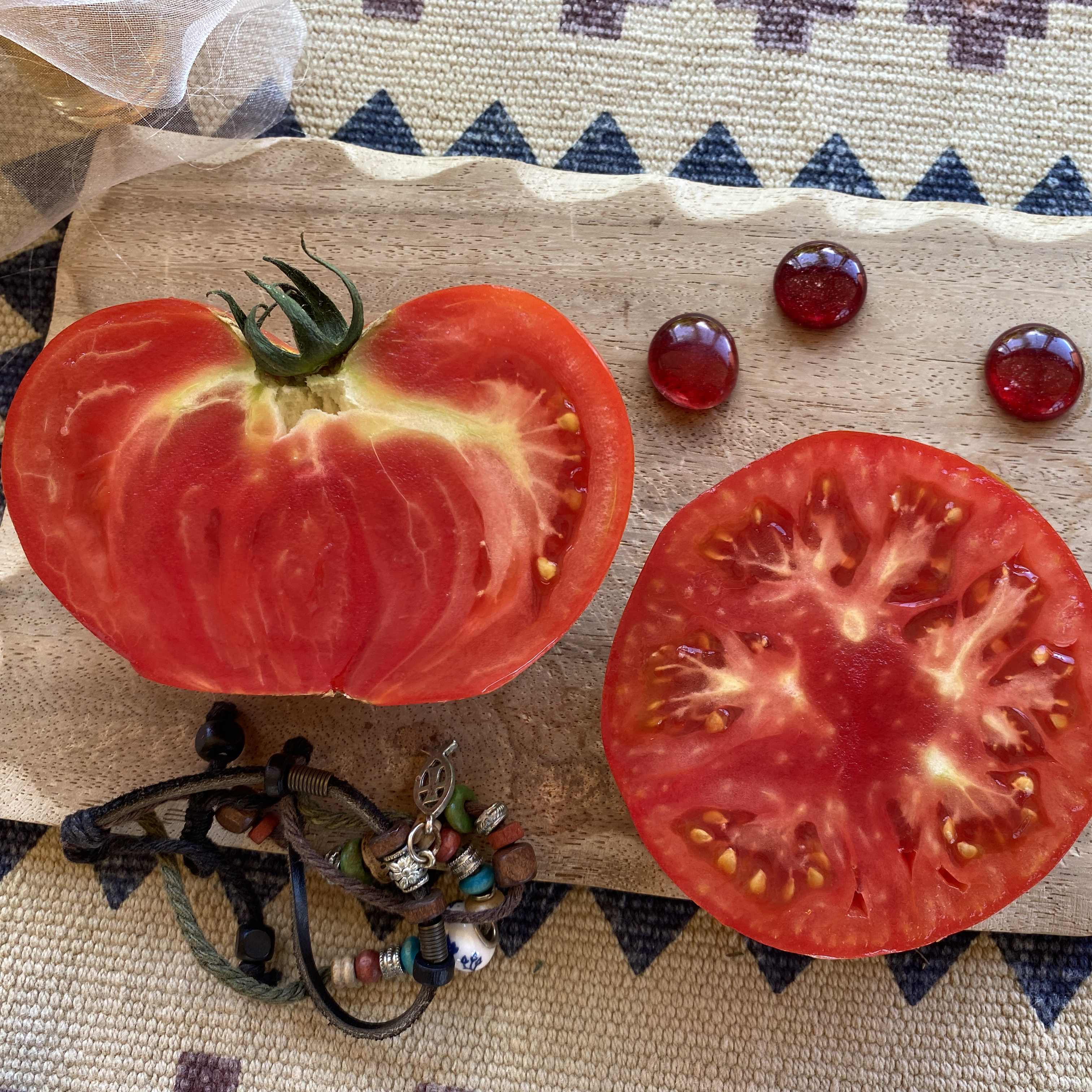 Tomatensaatgut Crimson Cushion
